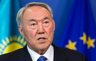 Назарбаев предложил помощь в урегулировании ситуации в Донбассе