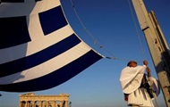 Fitch понизило прогноз по кредитному рейтингу Греции