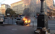 В центре Киева сгорела машина посольства США