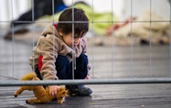В Европе исчезли 10 тысяч детей-беженцев