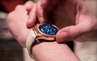    . Samsung   "Apple Watch"