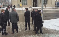 Премьер Канады ходит пешком, несмотря на снегопад