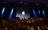  Apple MacBook: -