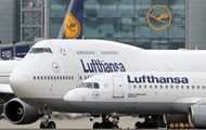 Lufthansa   900  -  