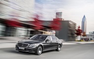  Maybach. Mercedes      S-