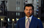 Экс-футболист Каха Каладзе побеждает на выборах мэра Тбилиси